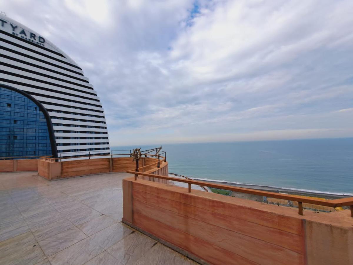 Darianna Batumi Hotel Екстериор снимка