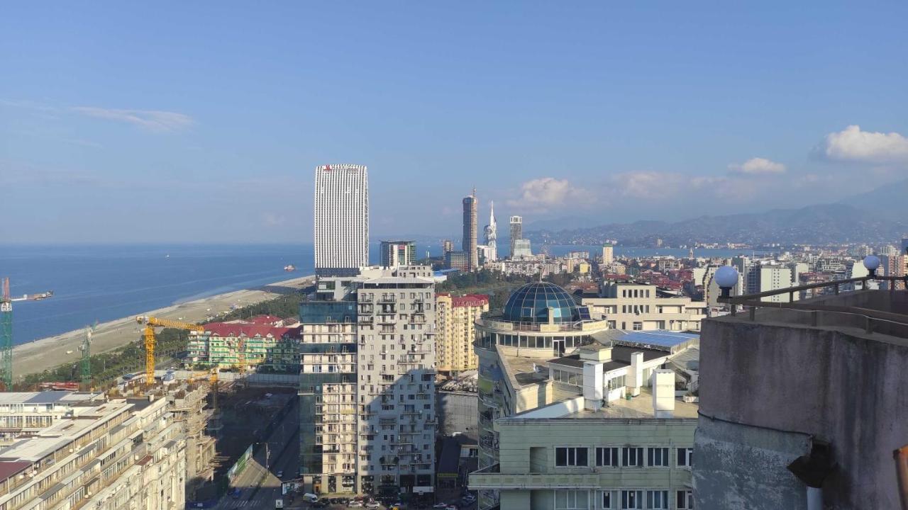 Darianna Batumi Hotel Екстериор снимка