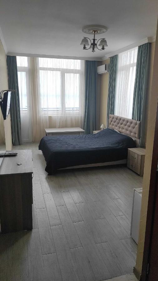 Darianna Batumi Hotel Екстериор снимка