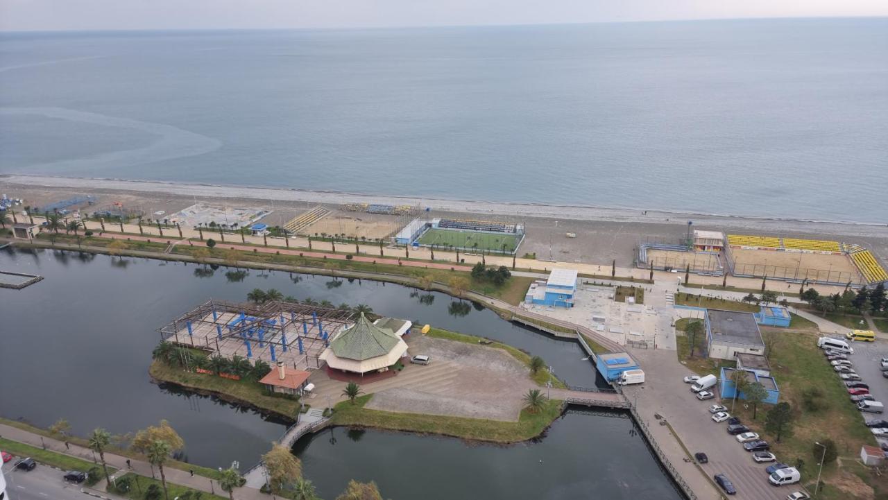 Darianna Batumi Hotel Екстериор снимка